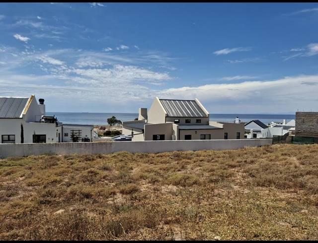 LAND FOR SALE IN DA GAMA BAY